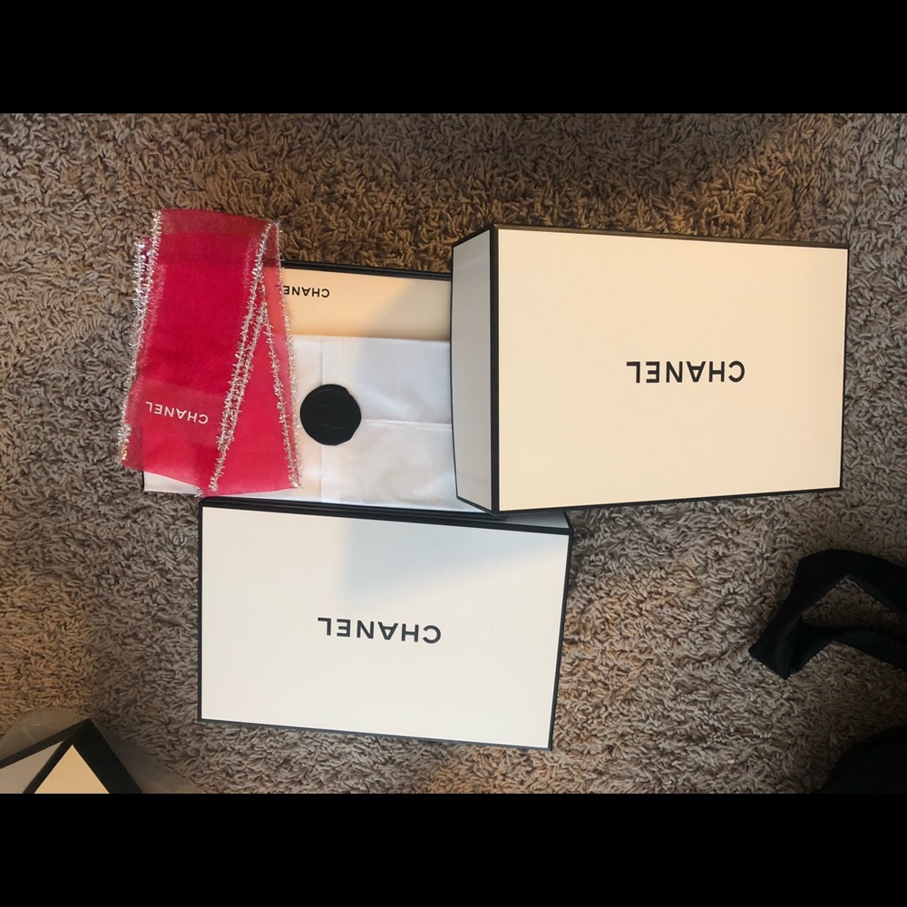 Chanel box